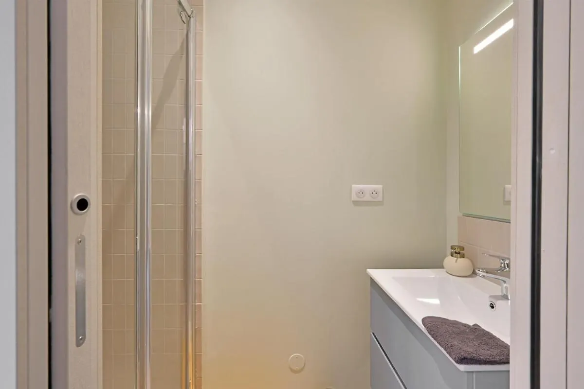 L'Elegant De Raspail, Spacieux Et Raffine 아비뇽 프랑스