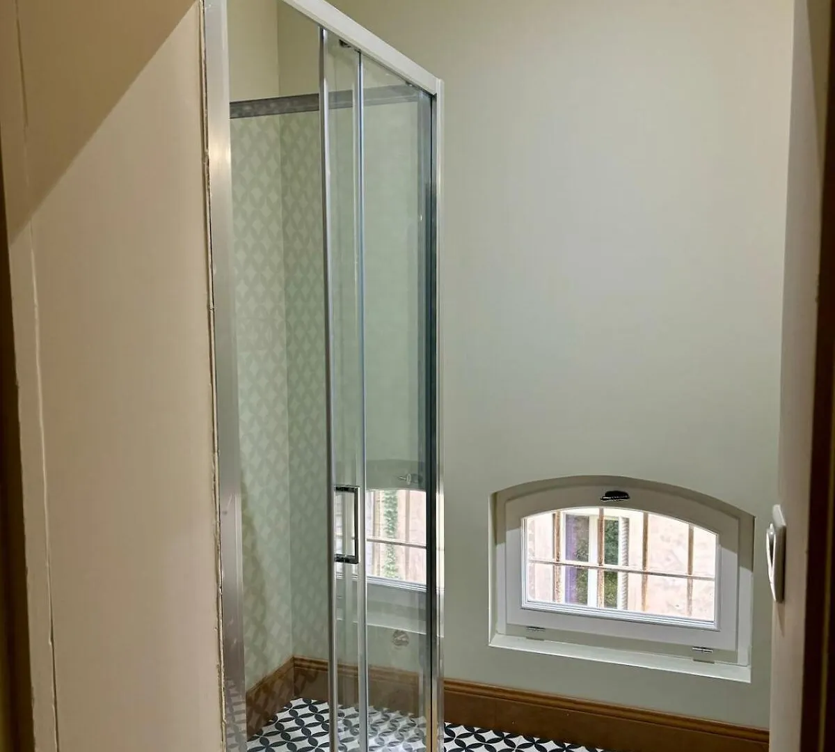 아파트 L'Elegant De Raspail, Spacieux Et Raffine 아비뇽 프랑스